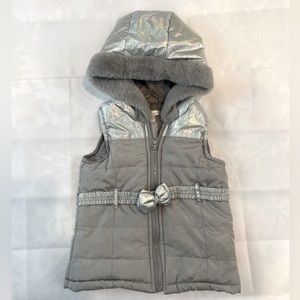4T/5T girls silver vest with fur lined hood